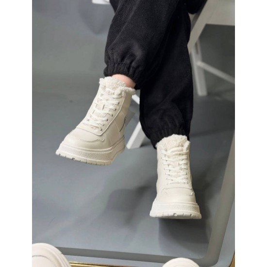 Ботинки женские TOFA, 36 размер Ботинки женские TOFA, 36 размер