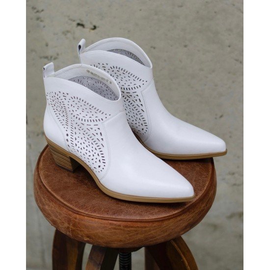 Казаки женские MADELLA, 39 размер