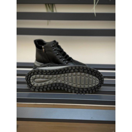 Ботинки мужские MARCO TREDI, 40 размер Ботинки мужские MARCO TREDI, 40 размер