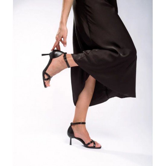 Босоножки женские TOFA, 36 размер