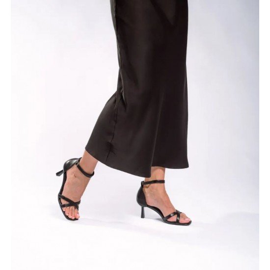 Босоножки женские TOFA, 36 размер